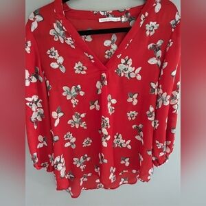 Violet + Claire red floral 3/4 sleeve boho blouse